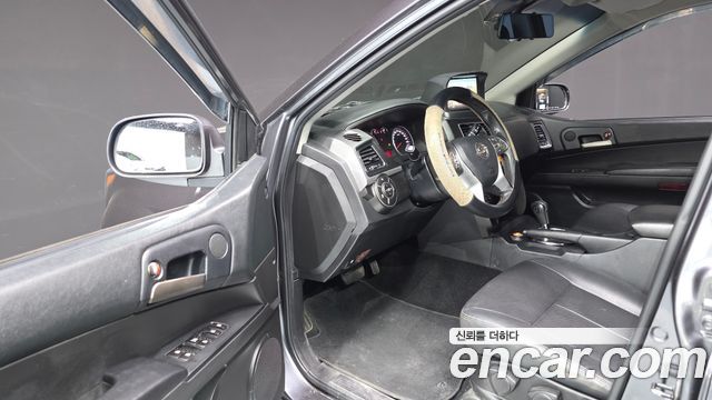 KG Mobility KORANDO 2017 — photo 13