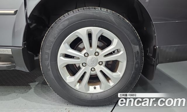 KG Mobility KORANDO 2017 — photo 7