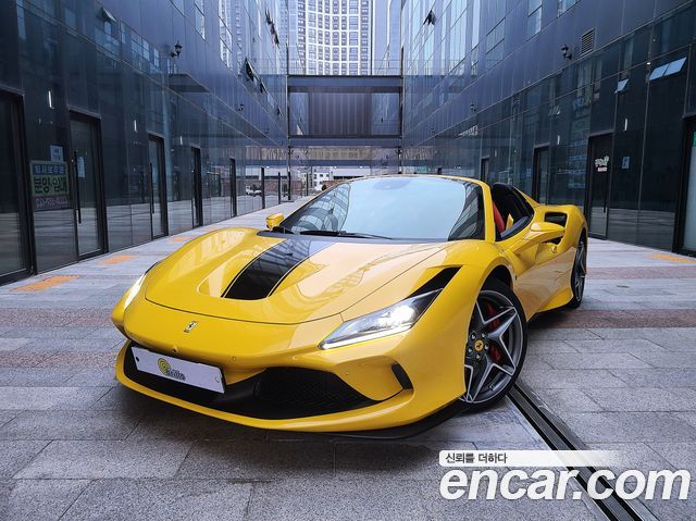 Ferrari F8 2021 — photo 1