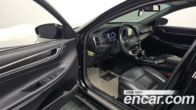 Hyundai Grandeur 2018 — photo 13