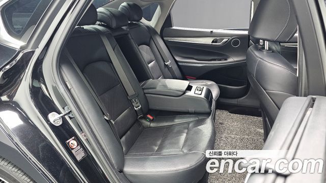 Hyundai Grandeur 2018 — photo 17