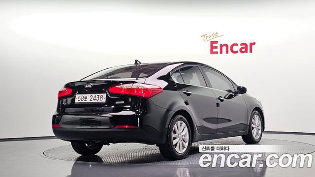 Kia K3 2015 — photo 2