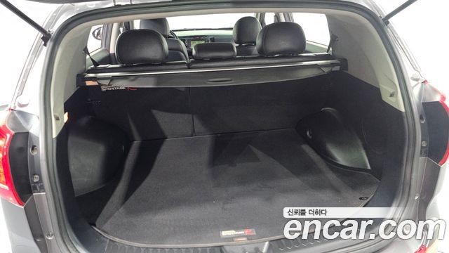 Kia Sportage 2011 — photo 23