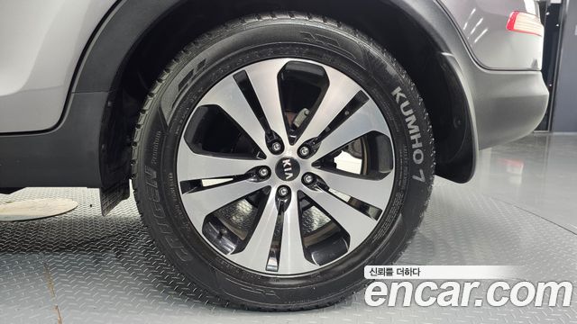 Kia Sportage 2011 — photo 7