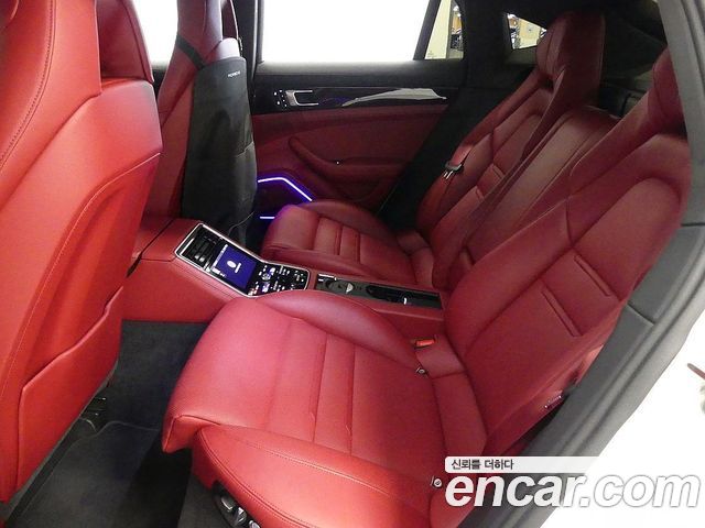 Porsche Panamera 2021 — photo 6