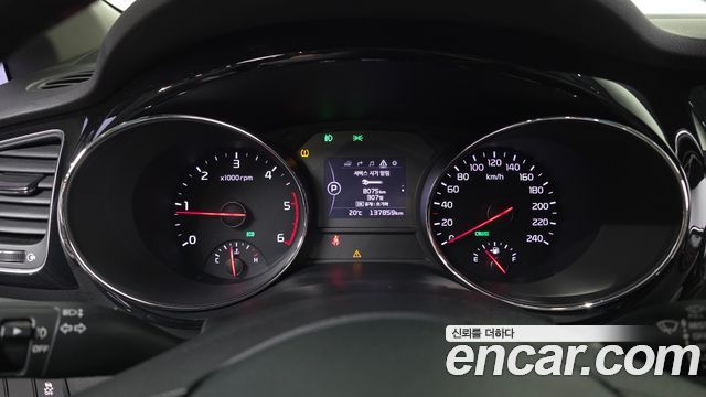 Kia Canival 2018 — photo 8