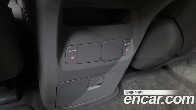 Kia Canival 2018 — photo 18