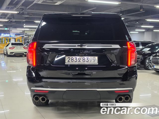Chevrolet Tahoe 2023 — photo 4