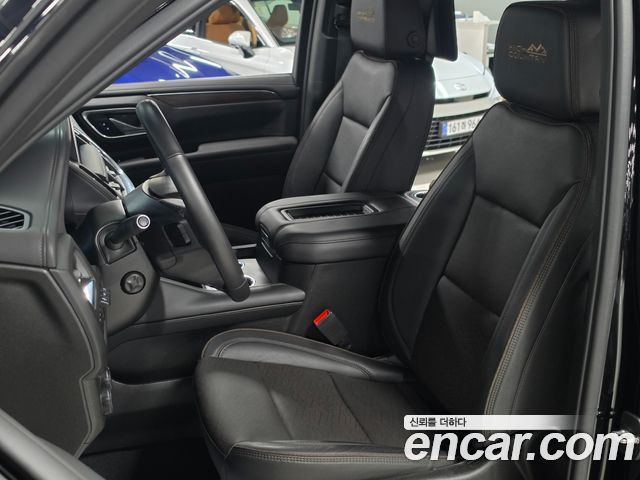 Chevrolet Tahoe 2023 — photo 10