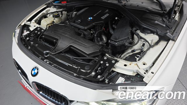 BMW 3-Series 2016 — photo 5