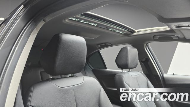 BMW 3-Series 2016 — photo 18