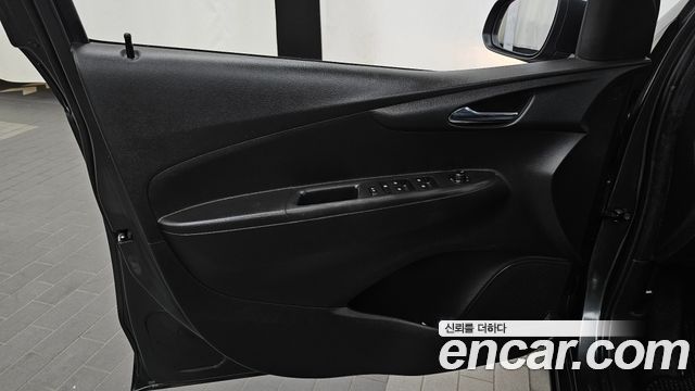 Chevrolet Korea Spark 2017 — photo 14