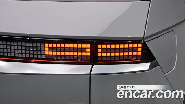 Hyundai Ioniq5 2022 — photo 9