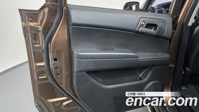 KG Mobility KORANDO 2016 — photo 15
