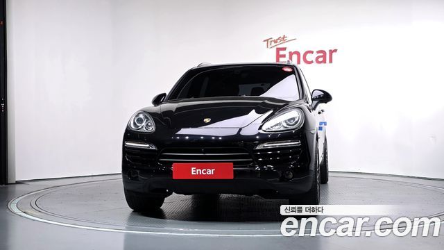 Porsche Cayenne 2012 — photo 3