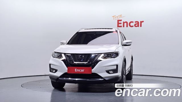 Nissan X-Trail 2018 — photo 3