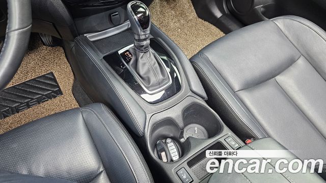 Nissan X-Trail 2018 — photo 9