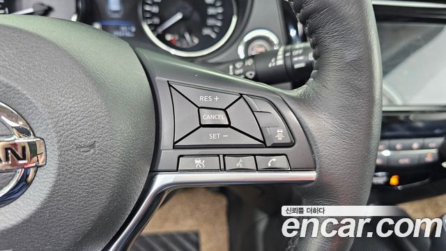 Nissan X-Trail 2018 — photo 18