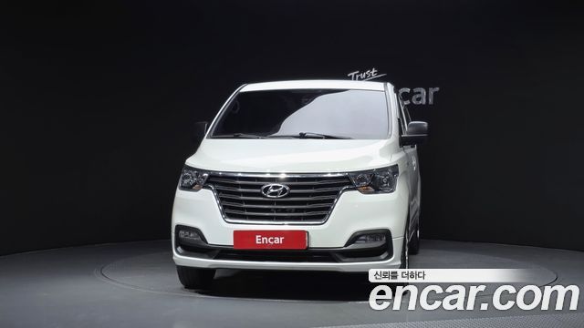 Hyundai Starex 2018 — photo 3