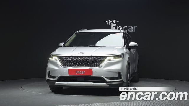 Kia Canival 2021 — photo 3