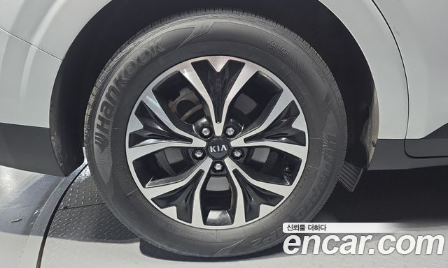 Kia Canival 2021 — photo 5