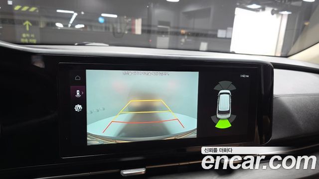 Kia Canival 2021 — photo 22