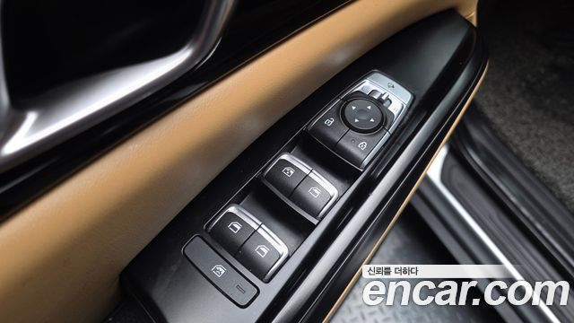 Kia Canival 2021 — photo 29