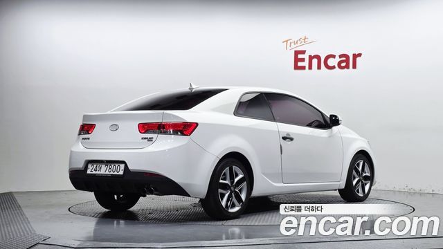 Kia Porte 2012 — photo 2