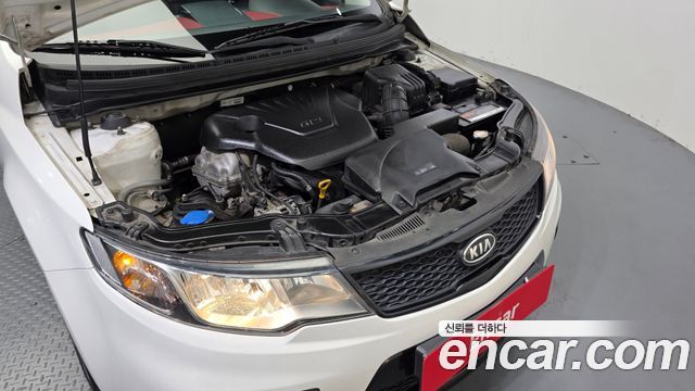 Kia Porte 2012 — photo 6