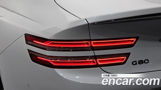 Genesis G80 2021 — photo 9