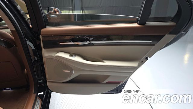 Genesis G90 2020 — photo 15