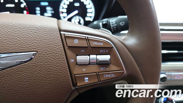 Genesis G90 2020 — photo 31