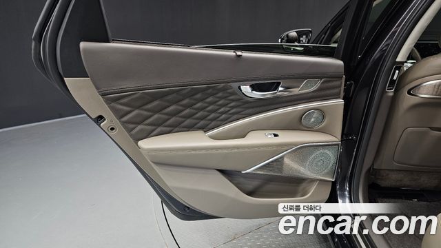 Kia K9 2023 — photo 15