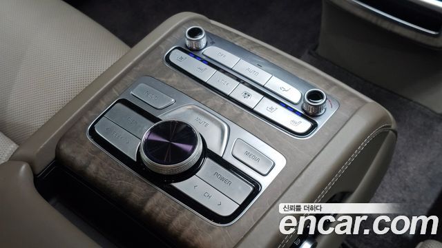 Kia K9 2023 — photo 30