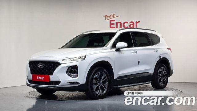 Hyundai Santafe 2019 — photo 1