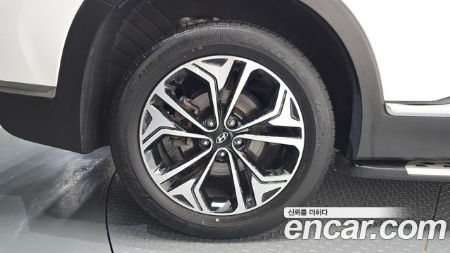 Hyundai Santafe 2019 — photo 5