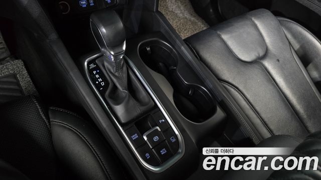 Hyundai Santafe 2019 — photo 9