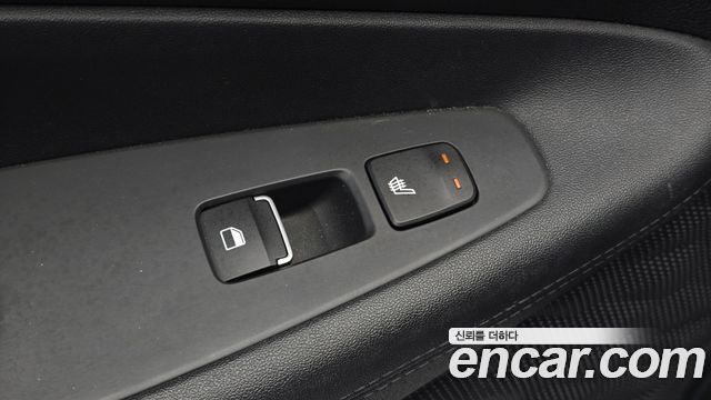 Hyundai Santafe 2019 — photo 17