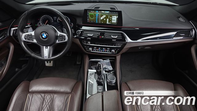 BMW 5-Series 2018 — photo 7