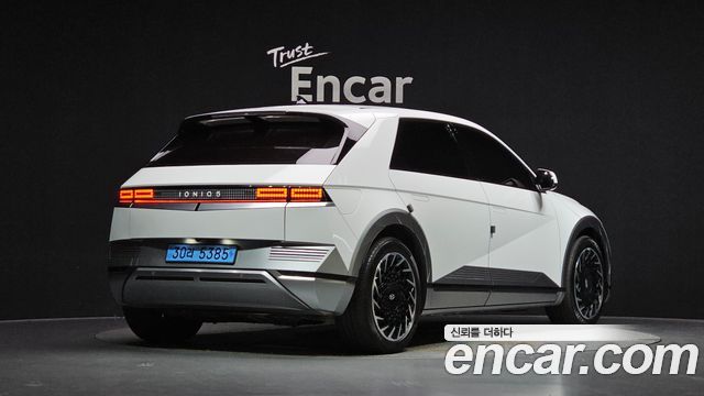 Hyundai Ioniq5 2023 — photo 2