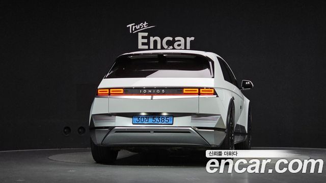 Hyundai Ioniq5 2023 — photo 4