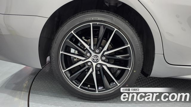 Toyota Camry 2024 — photo 5