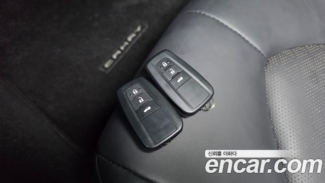 Toyota Camry 2024 — photo 15