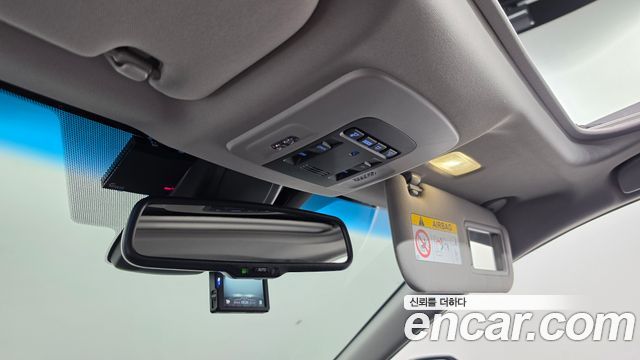 Toyota Camry 2024 — photo 18