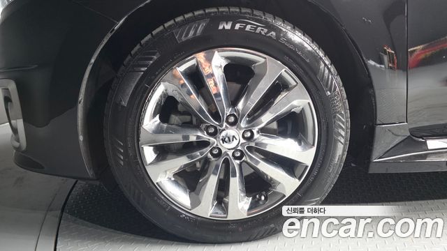 Kia Canival 2018 — photo 5