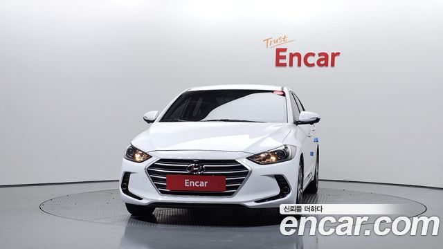 Hyundai AVANTE 2017 — photo 3