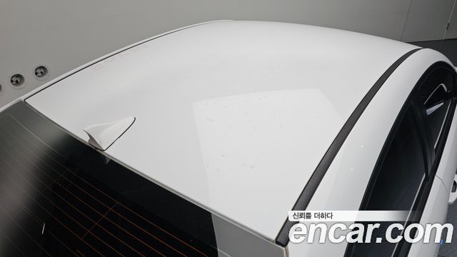 Hyundai AVANTE 2017 — photo 37