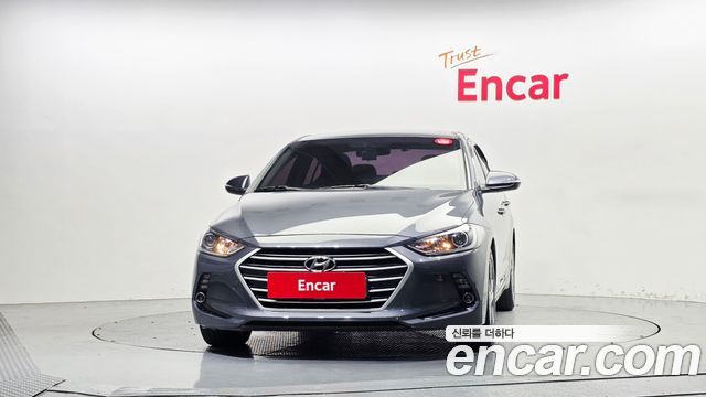 Hyundai AVANTE 2018 — photo 3
