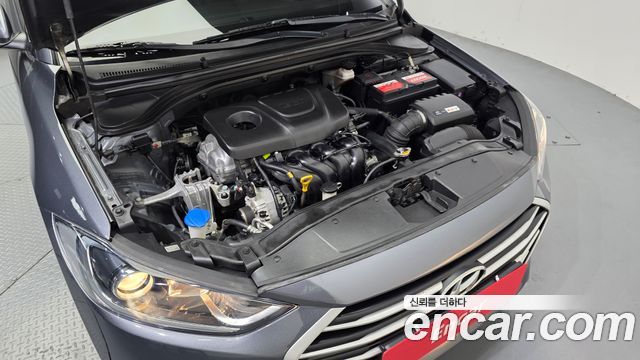 Hyundai AVANTE 2018 — photo 6