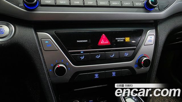 Hyundai AVANTE 2018 — photo 30